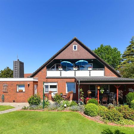 Ferienwohnung Haus Heimathafen เอเซินส์ ภายนอก รูปภาพ