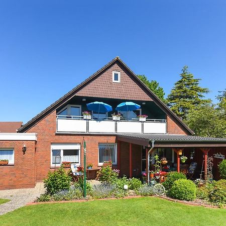 Ferienwohnung Haus Heimathafen เอเซินส์ ภายนอก รูปภาพ