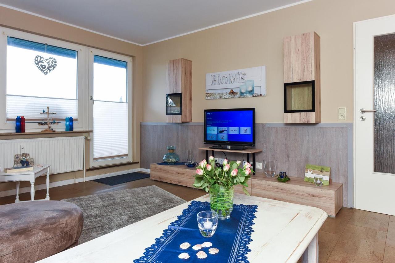 Ferienwohnung Haus Heimathafen เอเซินส์ ภายนอก รูปภาพ