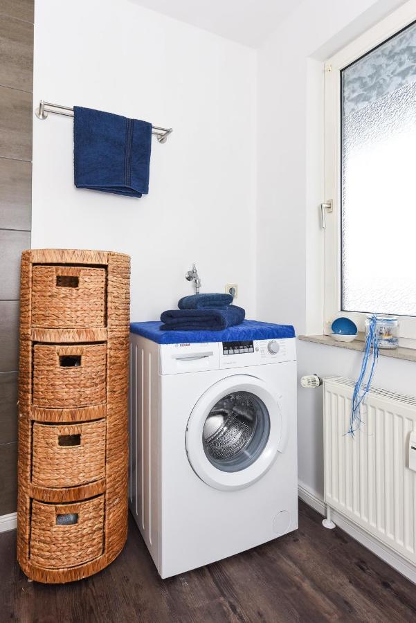 Ferienwohnung Haus Heimathafen เอเซินส์ ภายนอก รูปภาพ