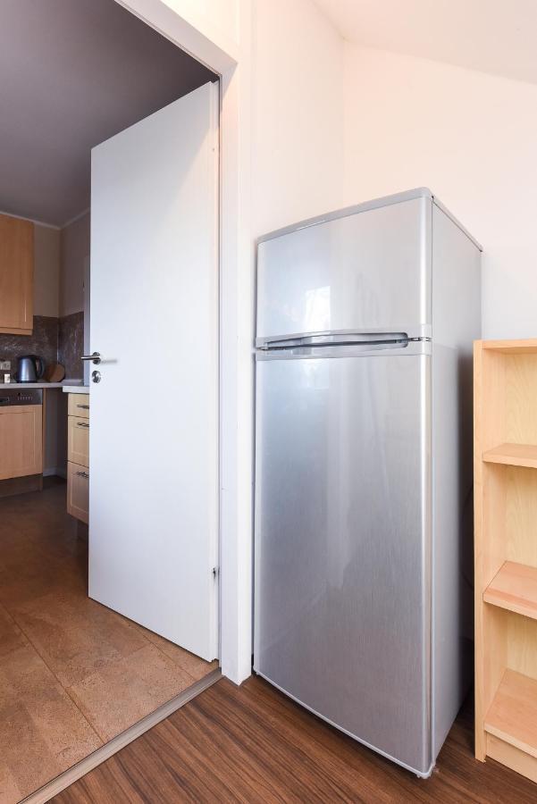 Ferienwohnung Haus Heimathafen เอเซินส์ ภายนอก รูปภาพ