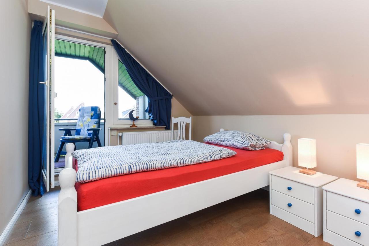 Ferienwohnung Haus Heimathafen เอเซินส์ ภายนอก รูปภาพ